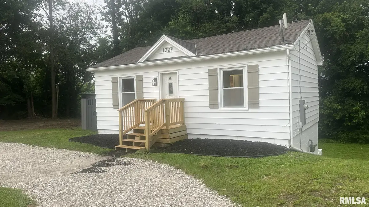 1727 N 18th Street, Quincy, IL 62301 - #1