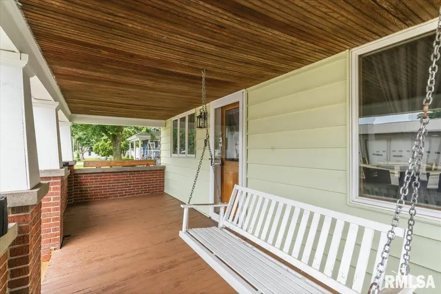 105 S 1st Street, Oakford, IL 62673 - #2