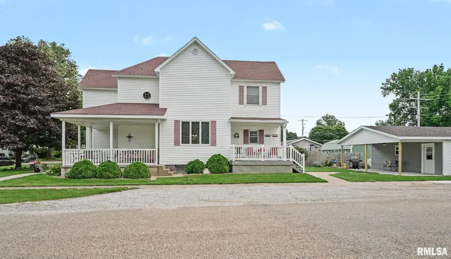 503 E Pine Street, Mason City, IL 62664 - #2
