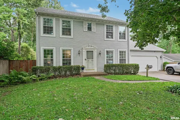 213 Woodlawn Road, Lincoln, IL 62656