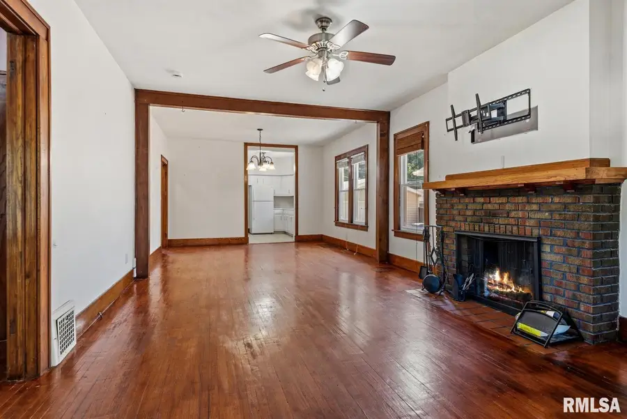 804 S Columbia Avenue, Springfield, IL 62704 - #3