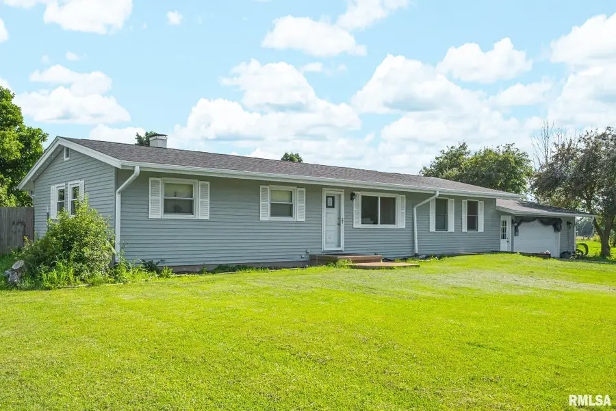 302 Bernard Street, Abingdon, IL 61410 - #3