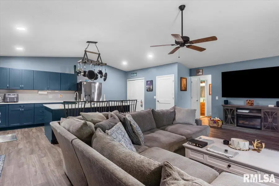 153 Wintergreen Drive, Chatham, IL 62629 - #2