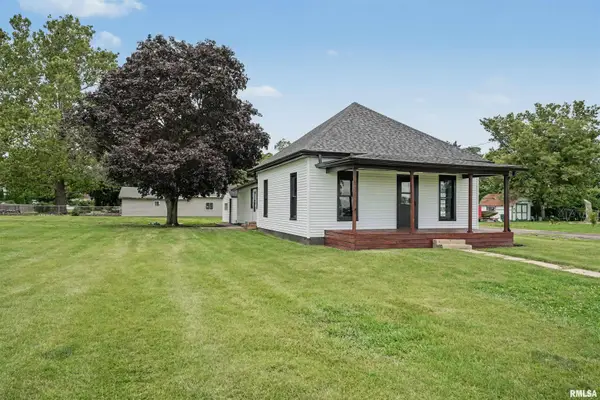301 S Main Street, Armington, IL 61721