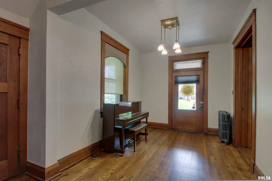 1601 State Street, Quincy, IL 62301 - #3