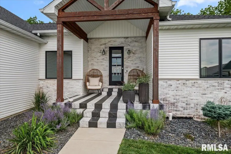 1923 Parthenon Court, Chatham, IL 62629 - #2