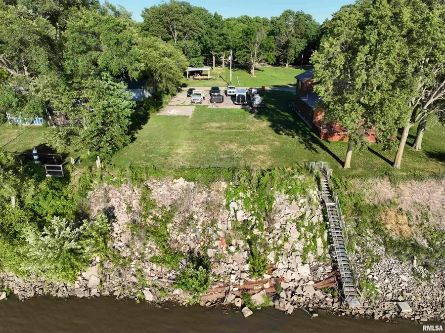 555 Front Street, Oquawka, IL 61469 - #2