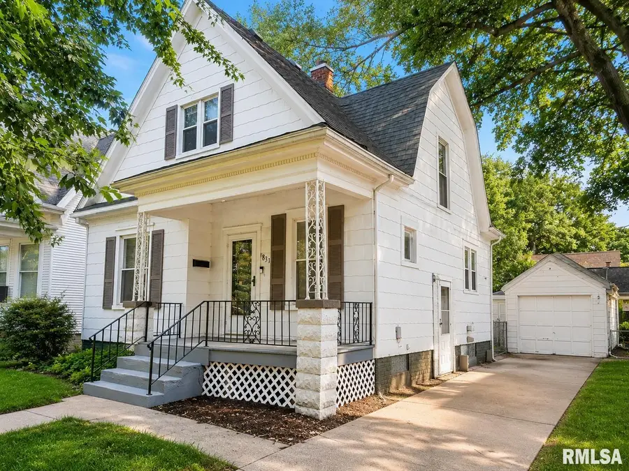 831 Henrietta Street, Springfield, IL 62704 - #2