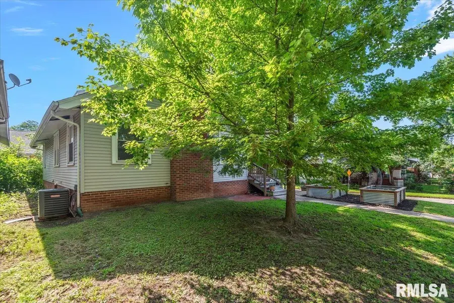872 S Macarthur Boulevard, Springfield, IL 62704 - #3