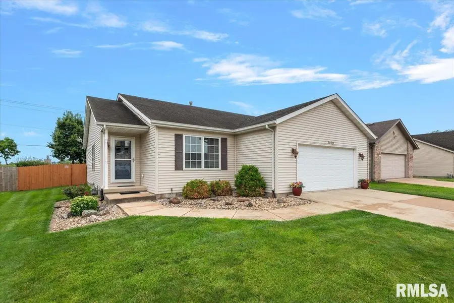 3060 Buena Vista Drive, Springfield, IL 62707 - #2