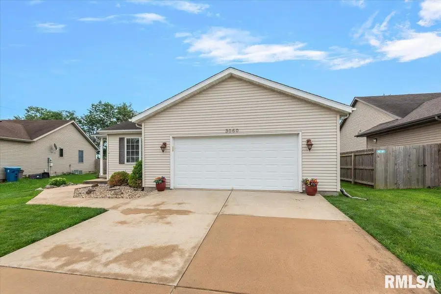 3060 Buena Vista Drive, Springfield, IL 62707 - #3