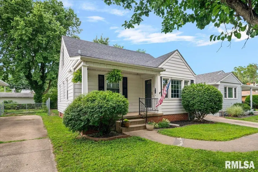 1713 Holmes Avenue, Springfield, IL 62704 - #2