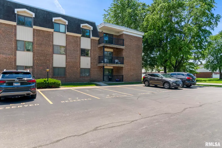2650 Cooper Avenue #213, Springfield, IL 62702 - #2