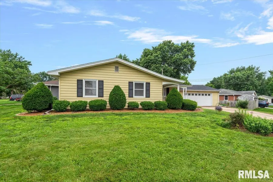 124 Nottingham Road, Springfield, IL 62704 - #3