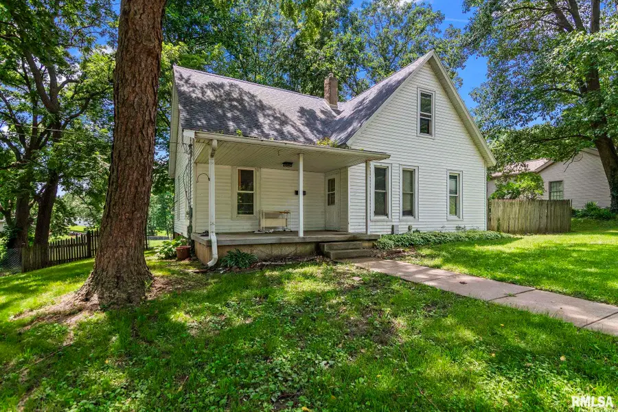 122 W Hardin Street, Virginia, IL 62691 - #3
