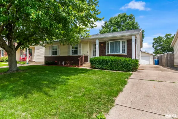 3025 E Griffiths Avenue, Springfield, IL 62702