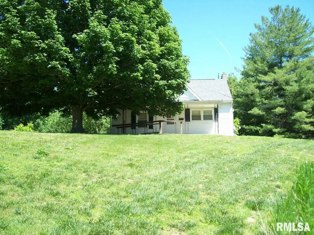 37 Lewis Street, Winchester, IL 62694 - #1
