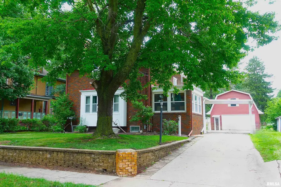1369 N Prairie Street, Galesburg, IL 61401 - #3