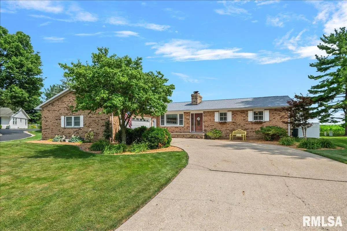 230 Twin Oaks Drive, Rochester, IL 62563 - #1