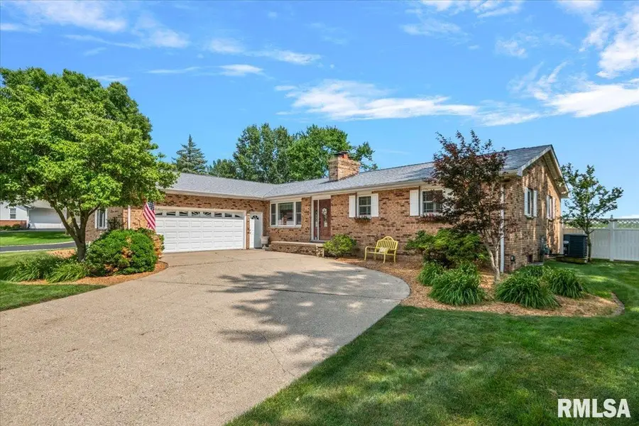 230 Twin Oaks Drive, Rochester, IL 62563 - #2