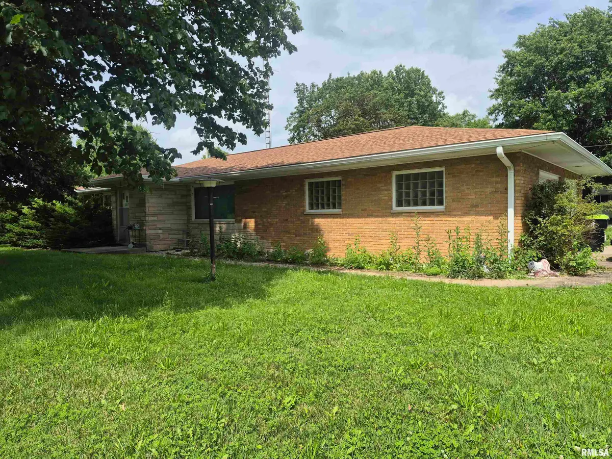 207 N Athens Street, Ashland, IL 62612 - #1