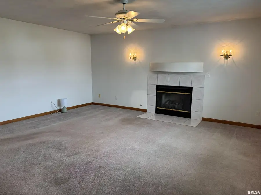 2905 Rend Drive, Springfield, IL 62707 - #2