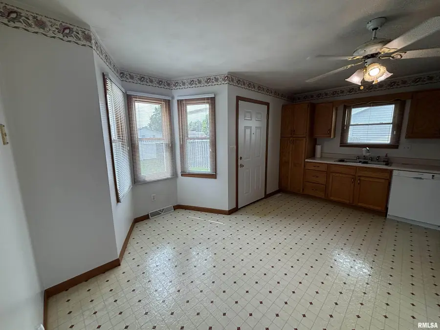 2905 Rend Drive, Springfield, IL 62707 - #3