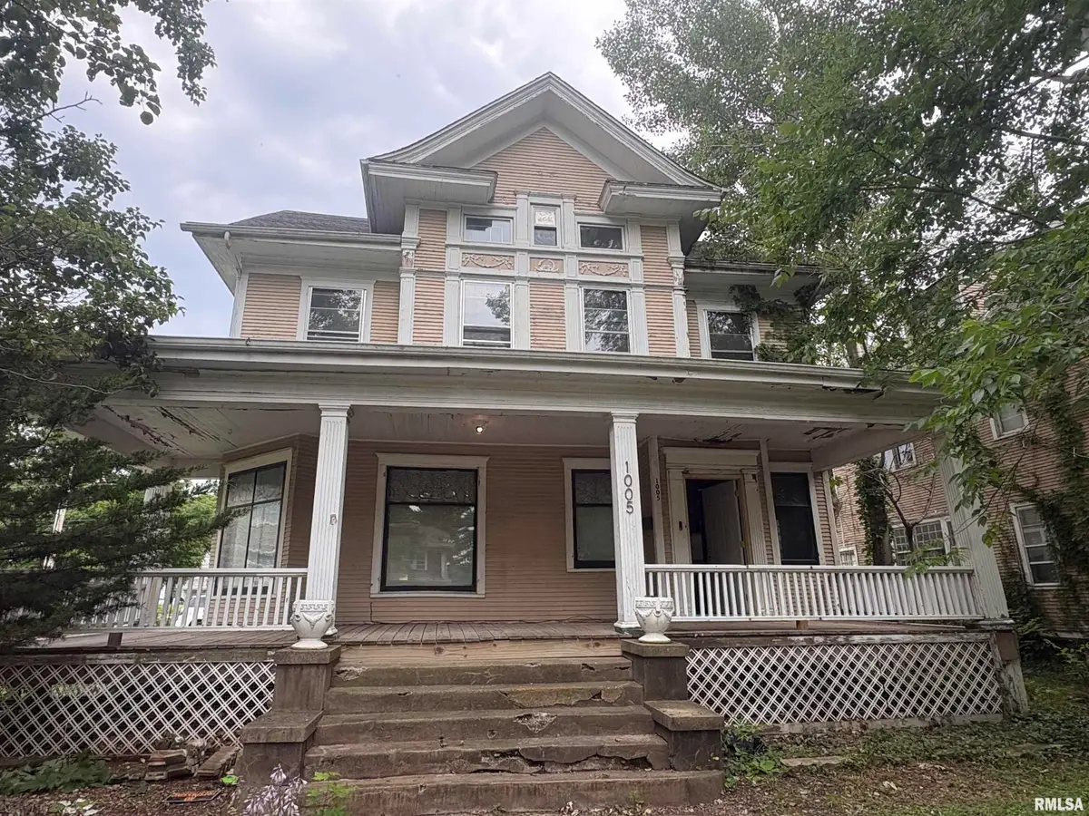 1005 W Main Street, Decatur, IL 62522 - #1