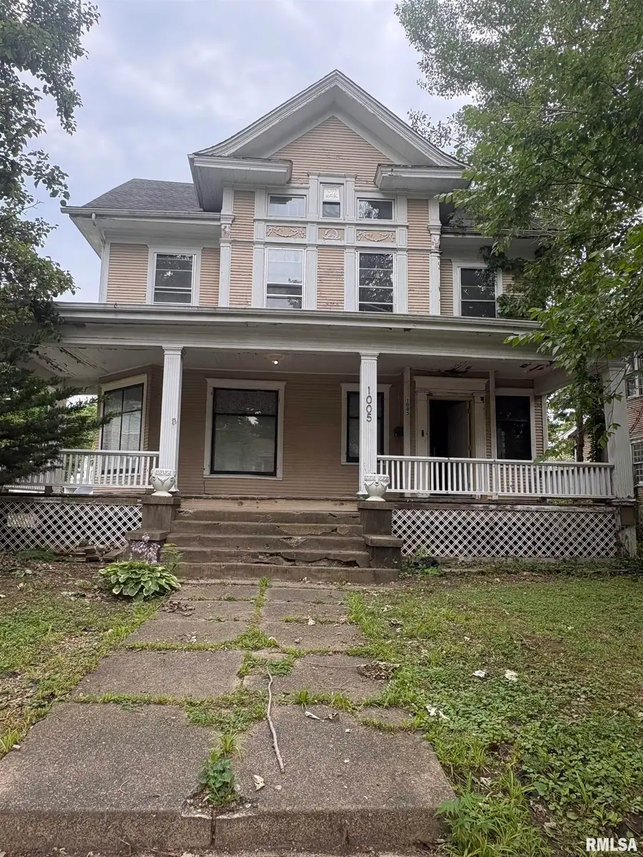 1005 W Main Street, Decatur, IL 62522 - #2