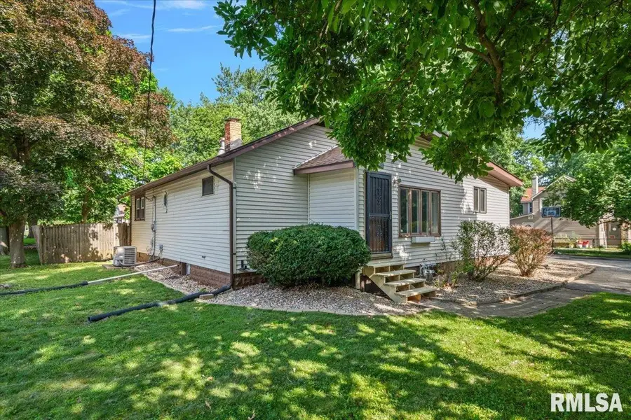 5771 N Cotton Hill Road, Springfield, IL 62703 - #2