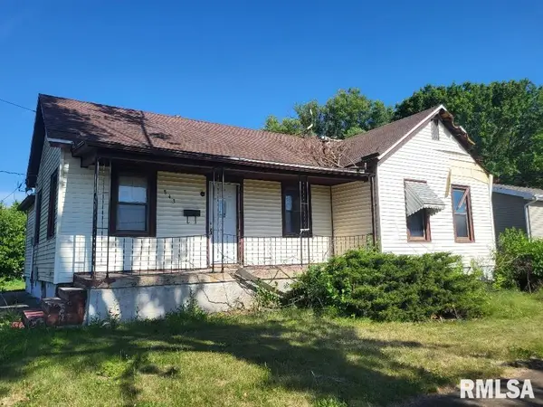 843 Abingdon Street, Galesburg, IL 61401