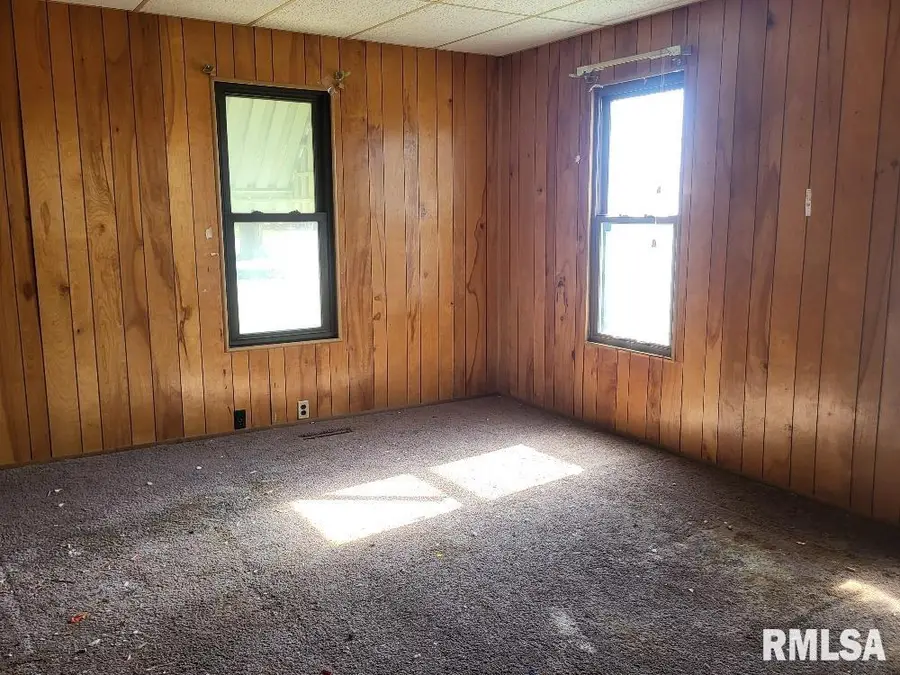 843 Abingdon Street, Galesburg, IL 61401 - #3
