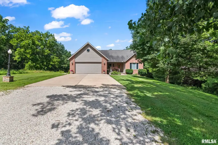 2450 Old Beardstown Road, Springfield, IL 62702 - #3