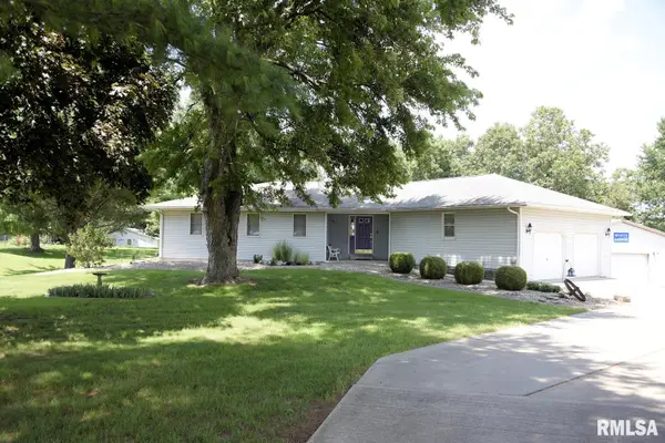 8155 Old Jacksonville Road, Pleasant Plains, IL 62677