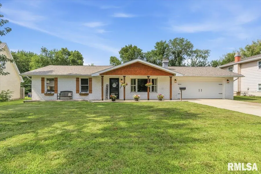 108 Cottonwood Drive, Chatham, IL 62629 - #2