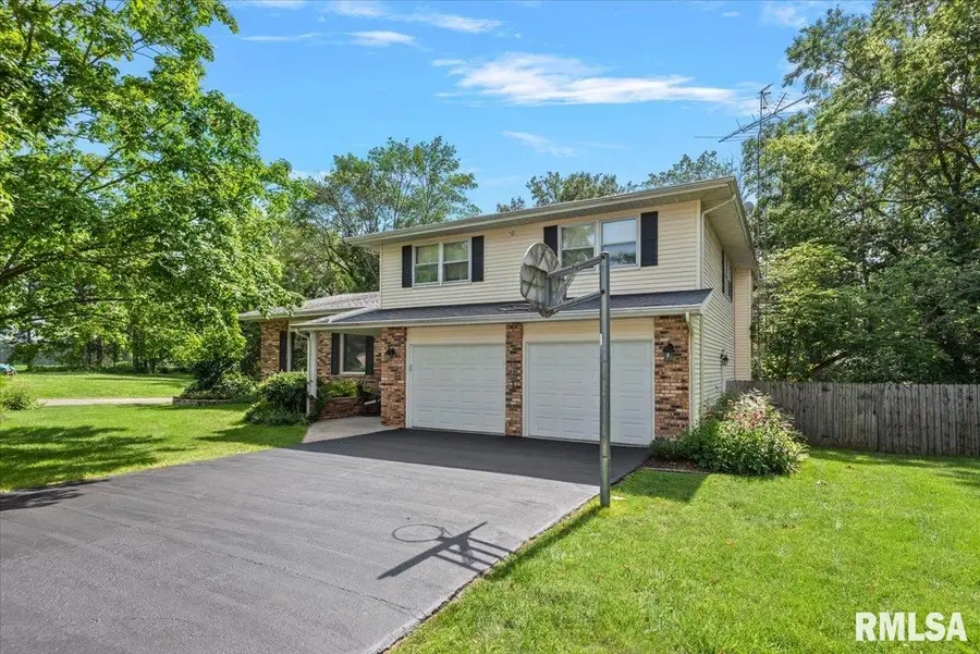 2 Madera Court, Taylorville, IL 62568 - #2