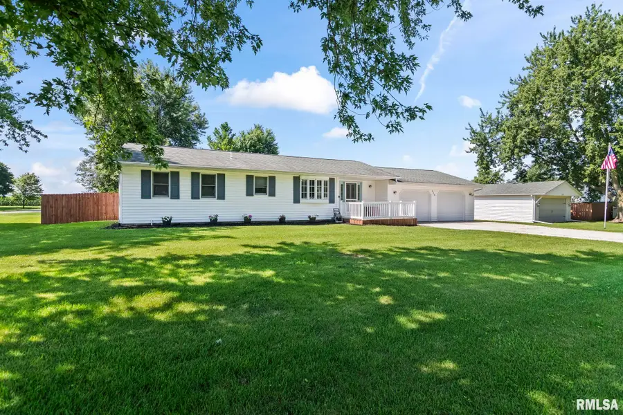 110 E Topeka Street, Ashland, IL 62612 - #3