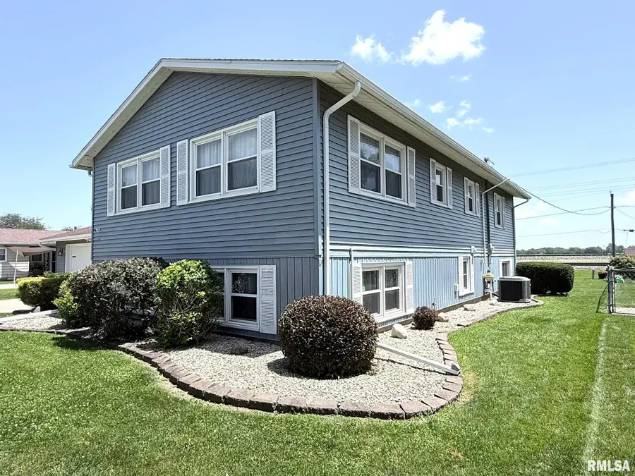 1639 Meadow Lark Drive, Galesburg, IL 61401 - #2
