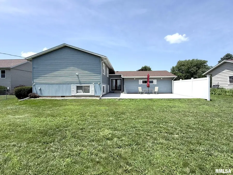1639 Meadow Lark Drive, Galesburg, IL 61401 - #3