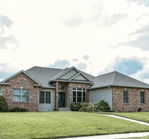 420 Dalhlia Drive, Chatham, IL 62629