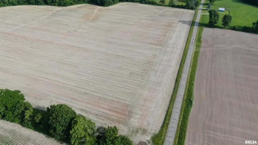 000 N 320th Street, Casey, IL 62420 - #3