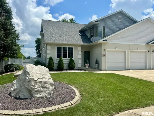 6B Wadsworth Drive, Jacksonville, IL 62650