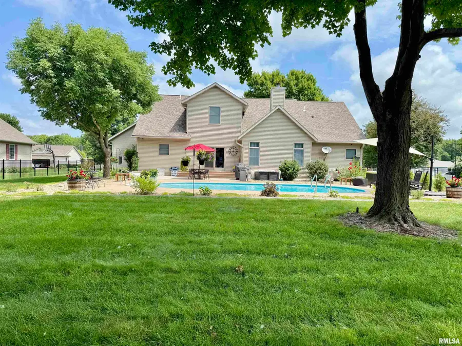 304 Belmont Chase, Sherman, IL 62684 - #2