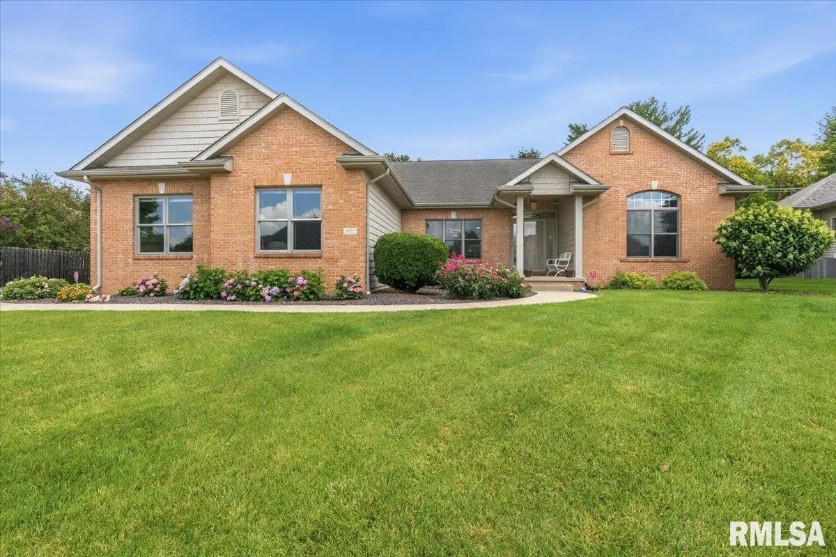 2220 W Laurel Street, Springfield, IL 62704 - #1