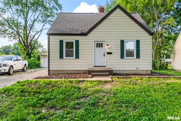 2007 E Buchanan Street, Springfield, IL 62703