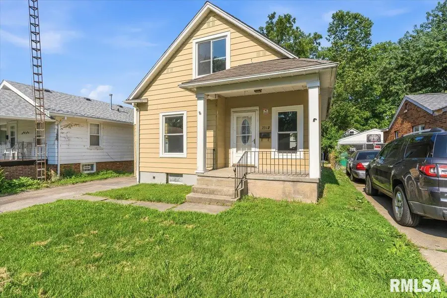 2317 S 9th Street, Springfield, IL 62703 - #2