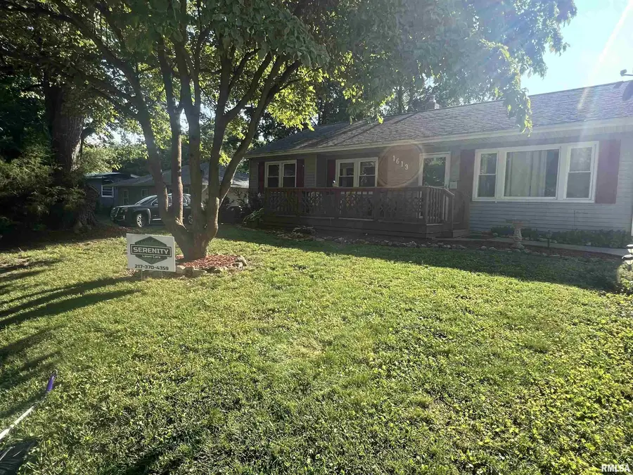 1613 Elmwood Street, South Jacksonville, IL 62650 - #2