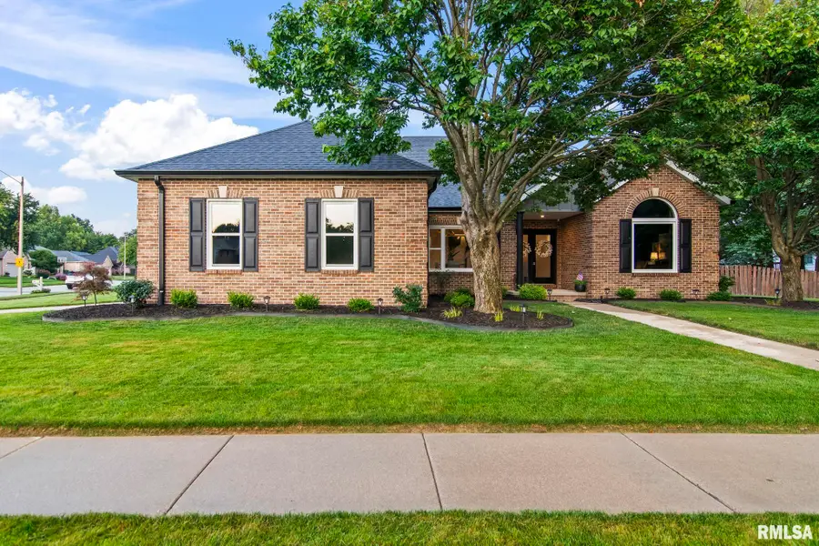 3928 Old Mill Lane, Springfield, IL 62711 - #3