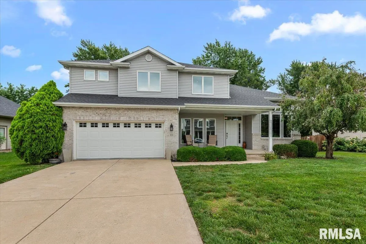 336 Winter Park Drive, Chatham, IL 62629 - #1