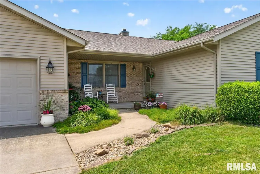 1530 Sequoia Drive, Chatham, IL 62629 - #2